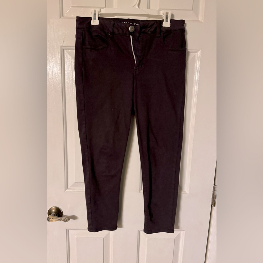 American Eagle Crop next level stretch high rise jegging size 10 purple